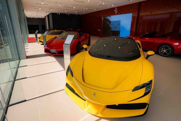 สานฝันคนรัก Ferrari... เลือกม้าลำพองคันที่ใช่ ได้ถึง 3 เมษายนนี้! 