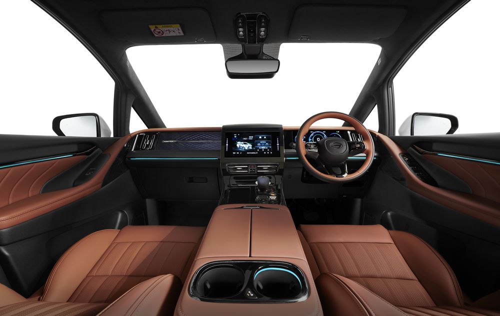 GAC M8 PHEV ห้องโดยสารภายในระดับ First Class 
