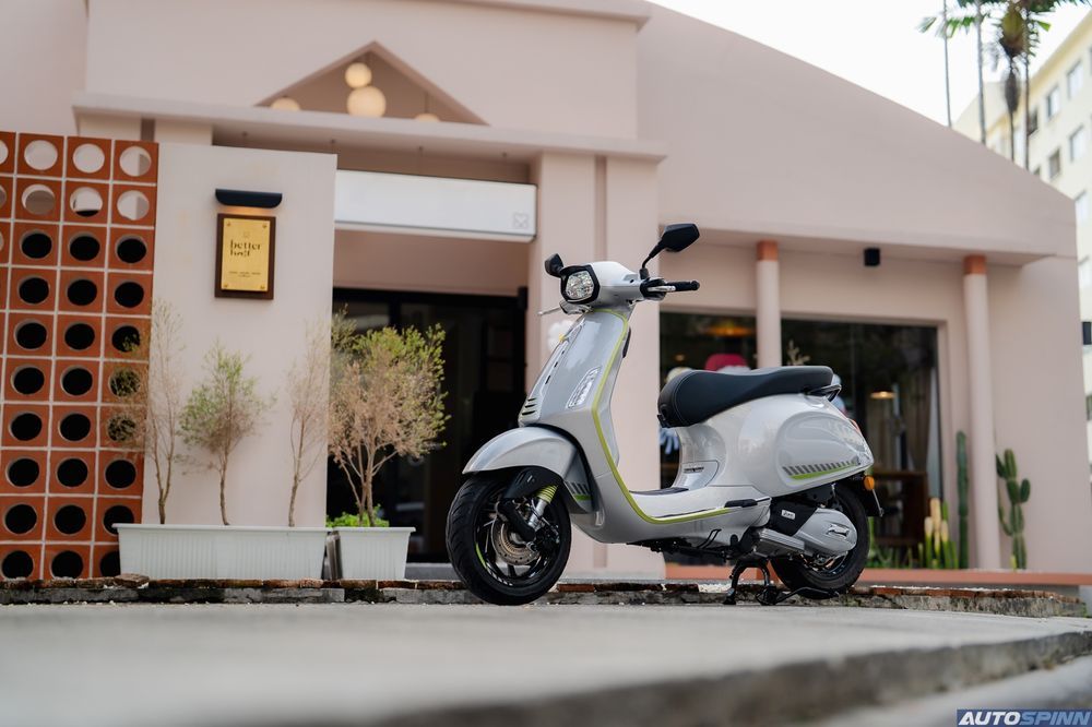 ตะลุยร้านลับด้วย Vespa Sprint Tech 150 i-GET ABS