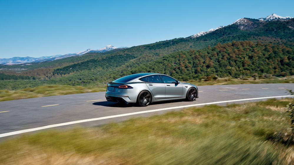 Tesla Model S 2025 Rear Driving