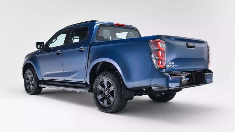 ISUZU D-Max EV ด้านข้าง