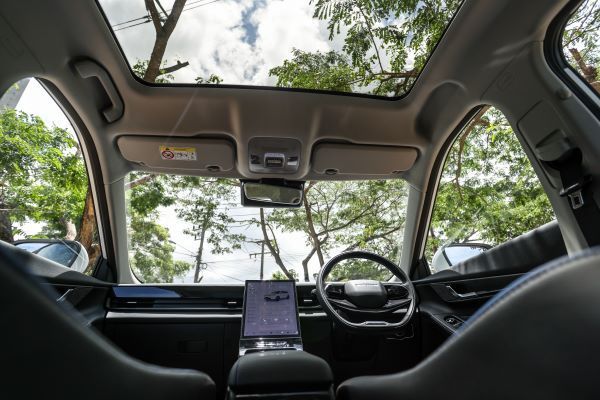 JAECOO 5 EV 2025 หลังคากราสรูฟ