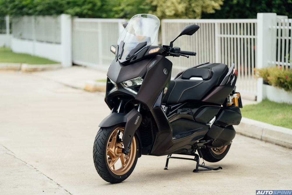 Yamaha XMAX Tech MAX