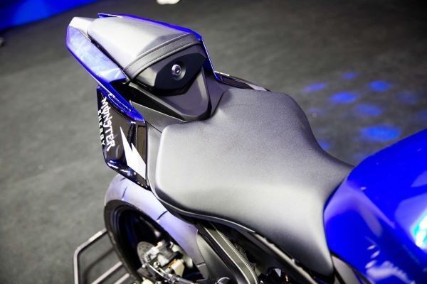 เบาะ YAMAHA YZF-R9 โมโตจีพี 2025