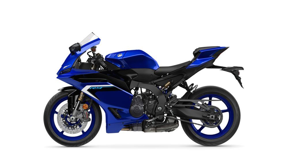 Yamaha R9 Blue