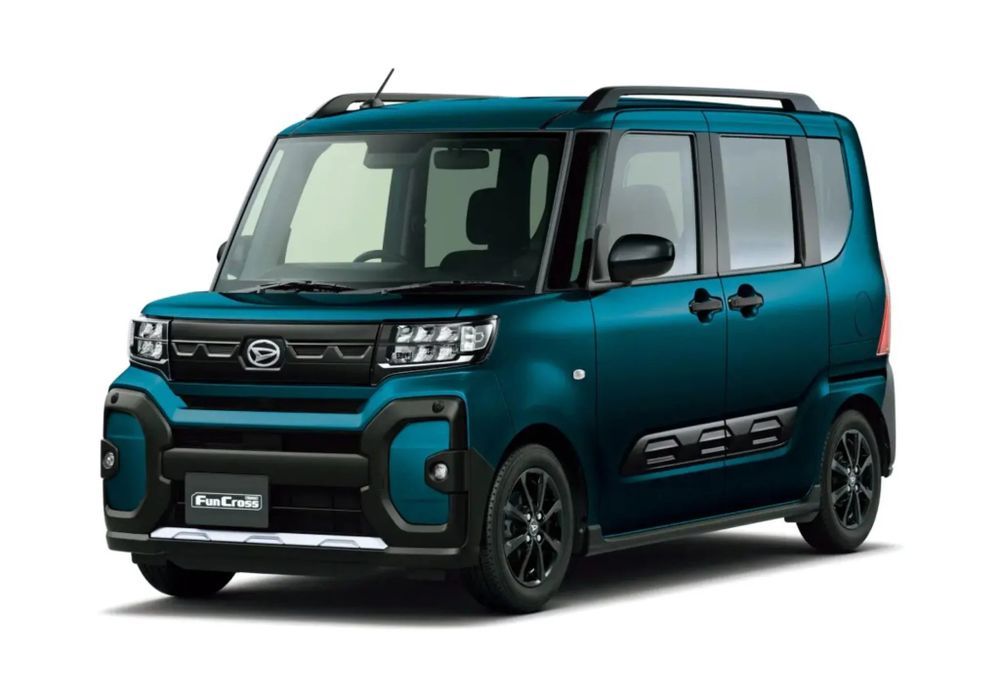 Daihatsu Tanto สีน้ำเงิน