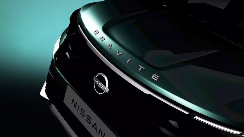 Nissan Gravite Teaser (1)