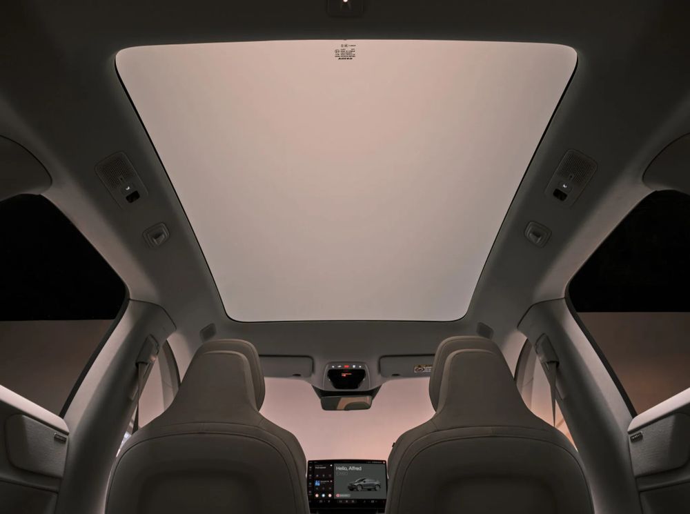 Volvo EX60 หลังคาพาโนรามิคกลาสรูฟ