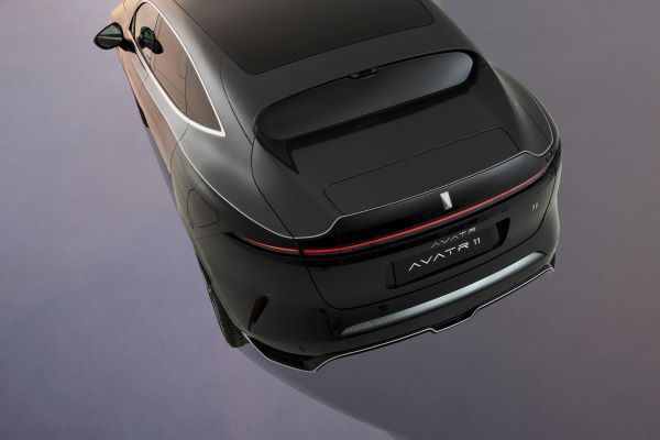 AVATR 11 Royal Edition 2025-2026 ด้านหลัง