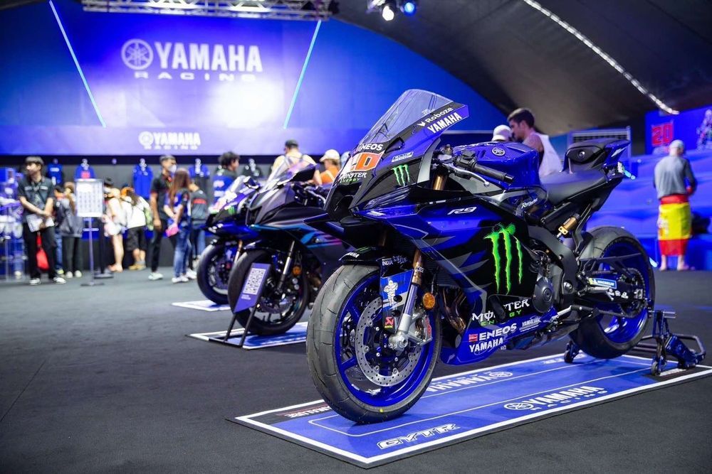 โซน Monster Energy YAMAHA MotoGP & Prima Pramac YAMAHA 2025 2