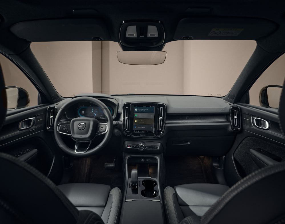 Volvo EX40 2025 Interior