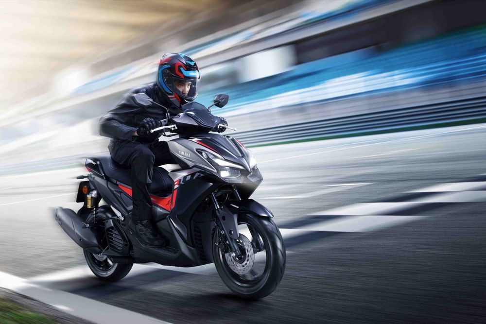 Yamaha AEROX 2025