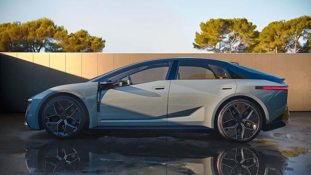 Toyota Corolla Concept ด้านข้าง