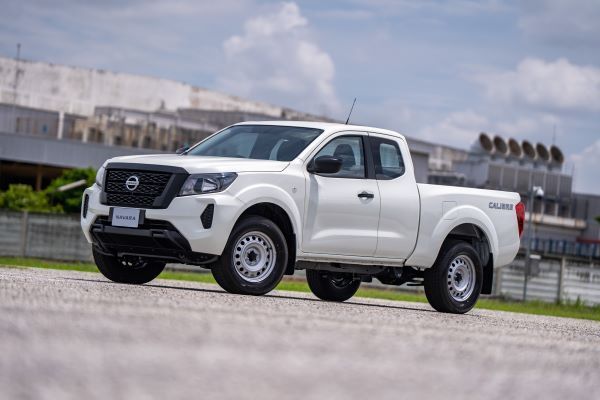 NAVARA KC SL 2025