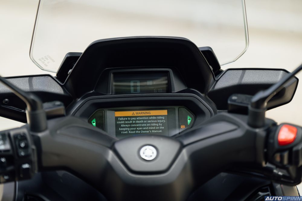 Yamaha XMAX Tech MAX Dashboard