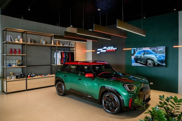 เกมรุก!Performance Motors เร่งรีโนเวทโชว์รูม ชูกลยุทธ์ใหม่ยึดมาร์เก็ตแชร์ 15% 2026 2