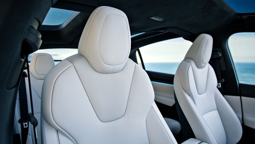 Tesla Model X 2025 Seat