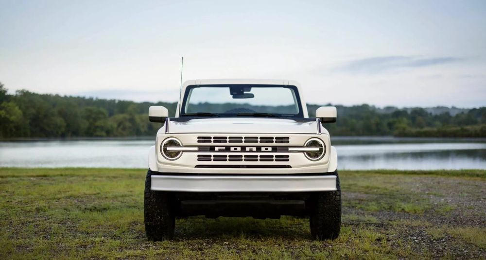 Bronco Roadster Concept (1)