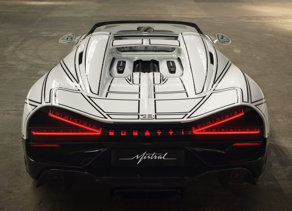 Bugatti Mistral Blanc Éternel ดีไซน์ด้านหลัง