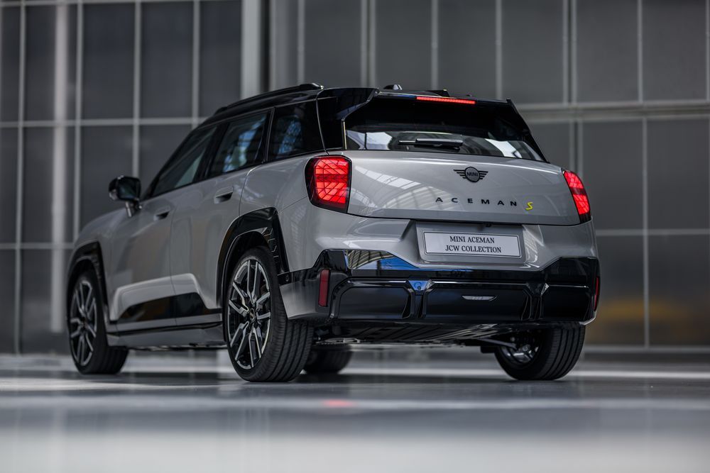 Mini Aceman SE JCW Collection