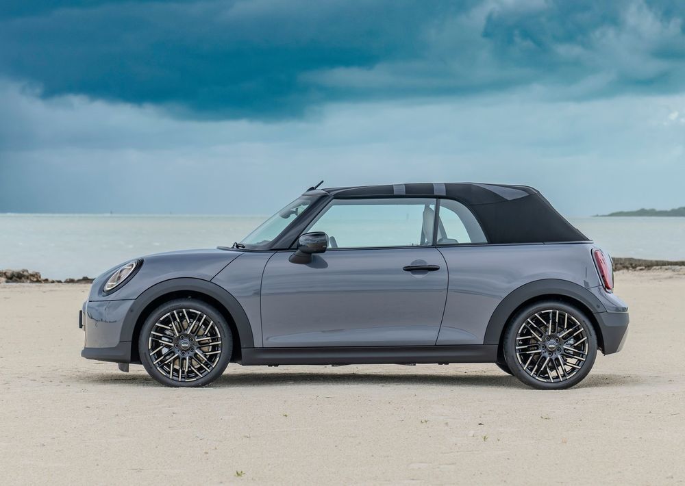 ภายนอก Mini Cooper S Convertible 2025 (4)