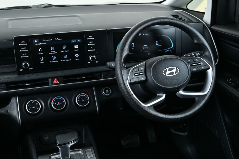 New Hyundai STARGAZER ภายในห้องโดยสาร