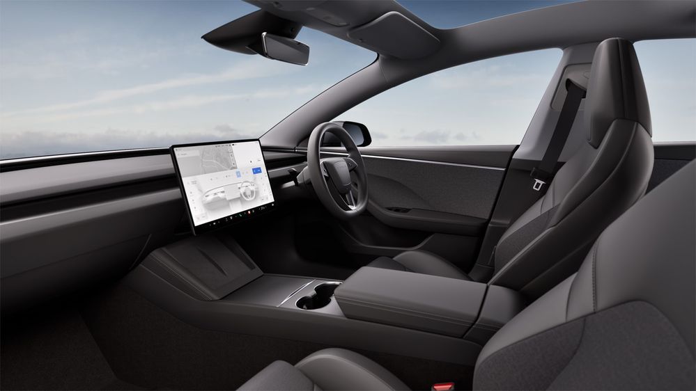 Tesla Model 3 Standard ภายใน