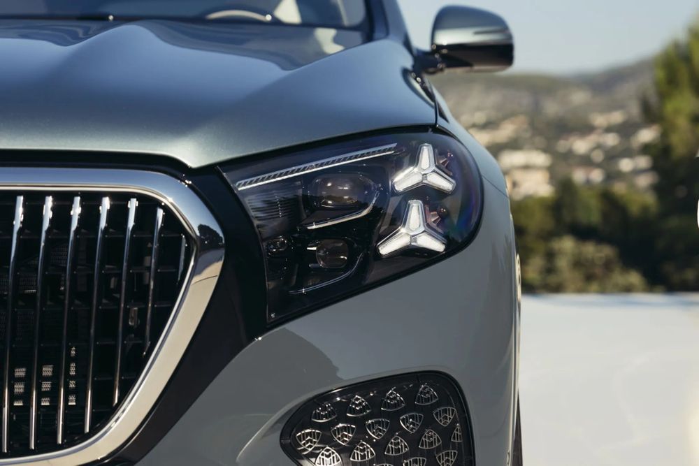 Mercedes-Maybach GLS 680 ไฟหน้า
