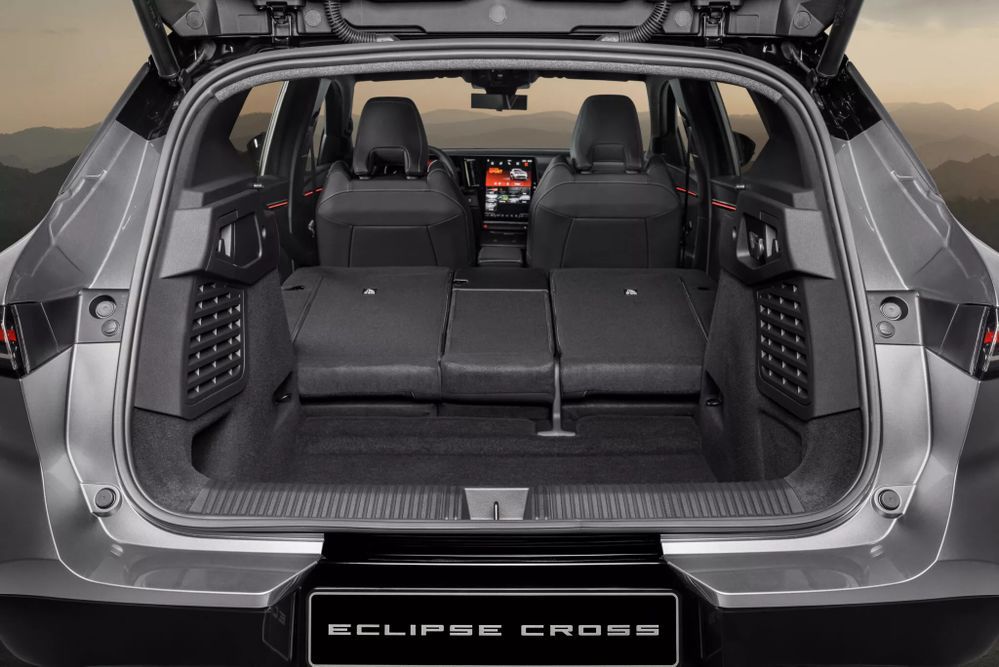 Mitsubishi Eclipse Cross EV พับเบาะ