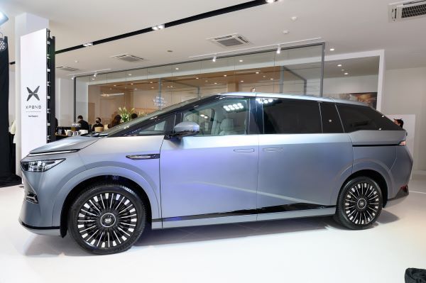 โชว์รูม เอ็กซ์เผิง เกษตร-นวมินทร์ 