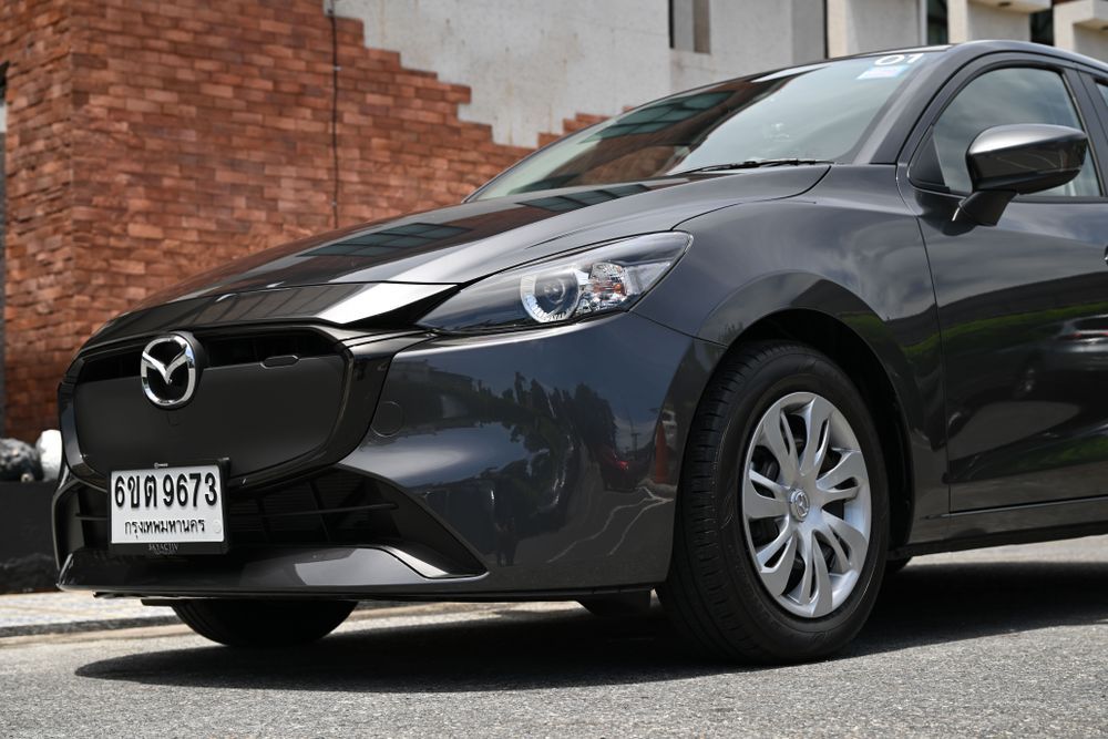 NEW MAZDA 2 ESSENTIAL Prime กระจังหน้า