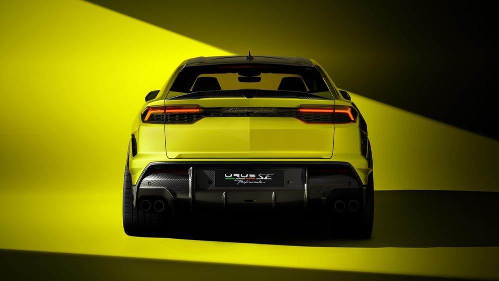 Lamborghini Urus SE Performante