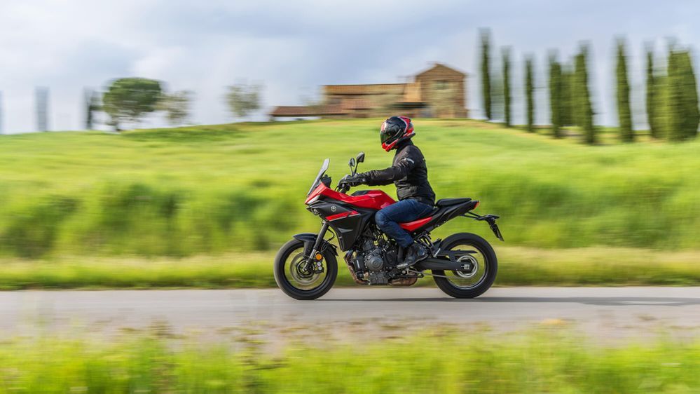 2025 Yamaha TRACER 7