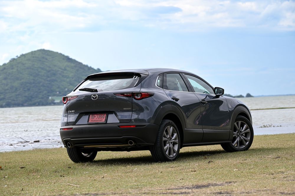 ์NEW MAZDA CX-30 ESSENTIAL SIGNATURE ด้านหลัง