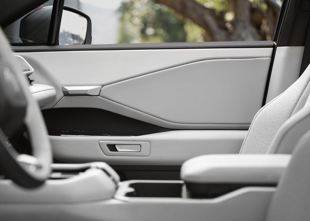 Toyota Highlander 2027 แผงประตู