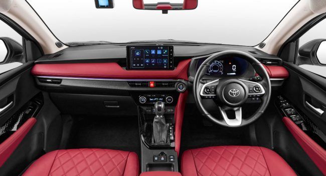 Toyota Yaris ATIV Hybrid 