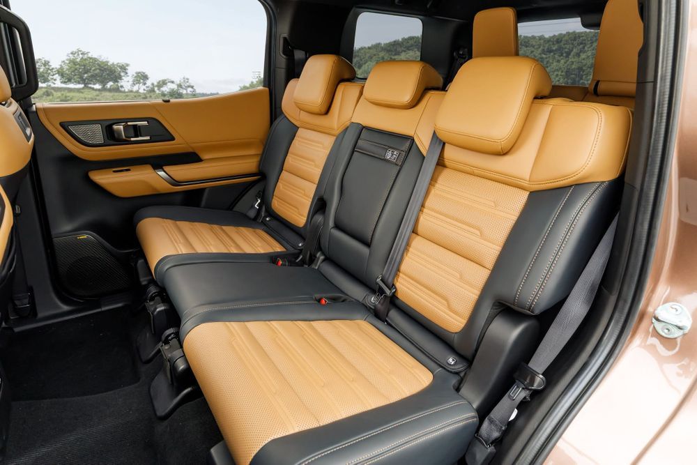 Mitsubishi PAJERO 2026