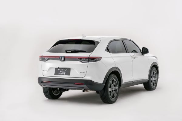 HONDA HR-V e HEV Hunt ตัวแต่งใหม่ ด้านหลัง