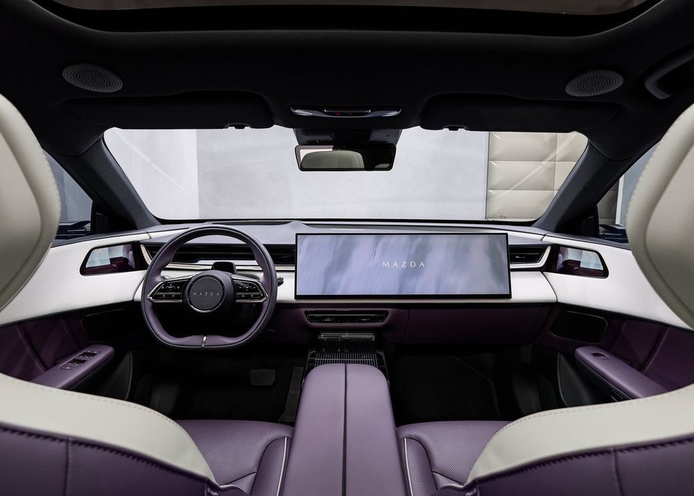 Mazda CX-6e ภายในห้องโดยสาร