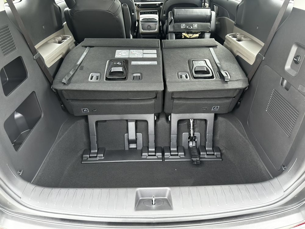 Kia Carnival HEV 2025
