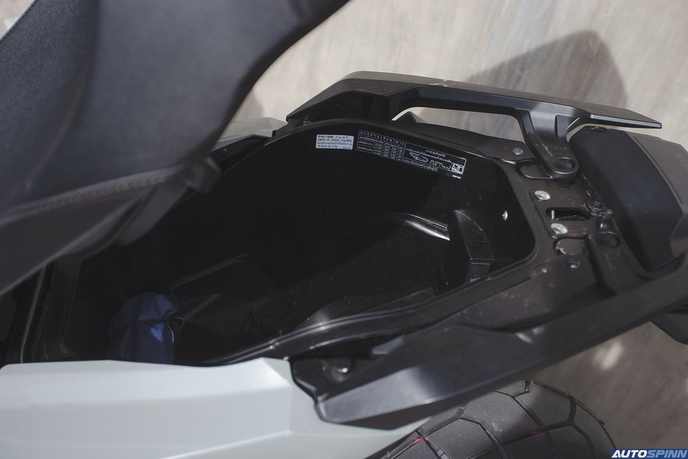 Honda X-ADV Underseat