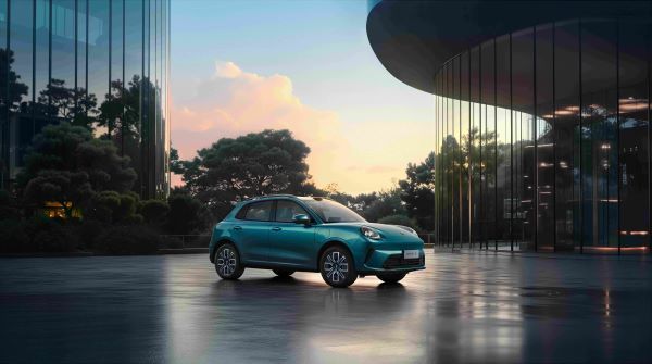 ORA 5 Awarded in London