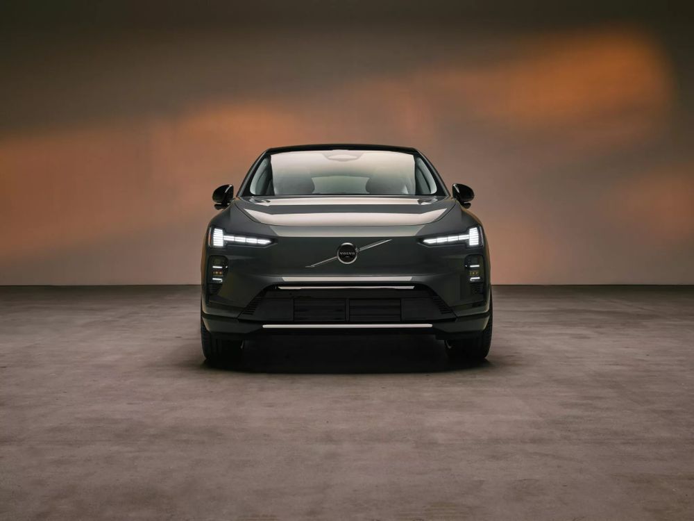 Volvo EX60 2026 (1)