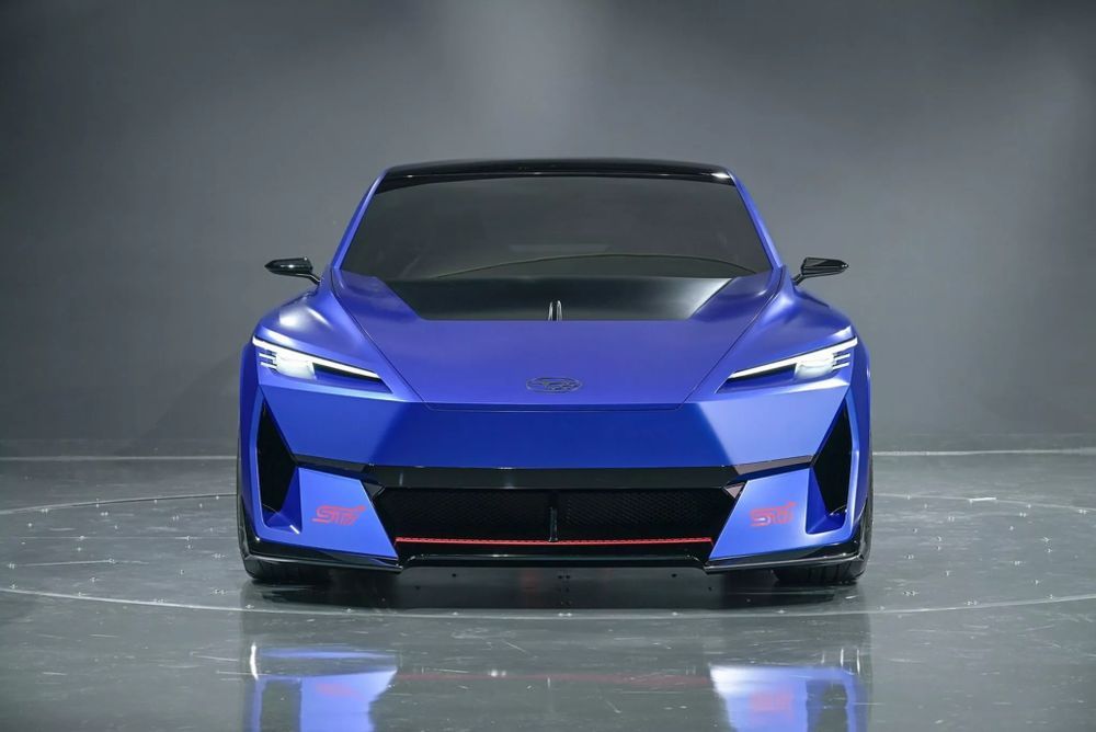 Subaru Performance-E STI ด้านหน้า