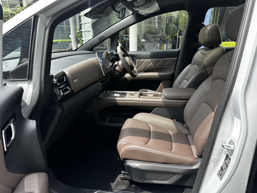 WULING STARLIGHT DARION EV