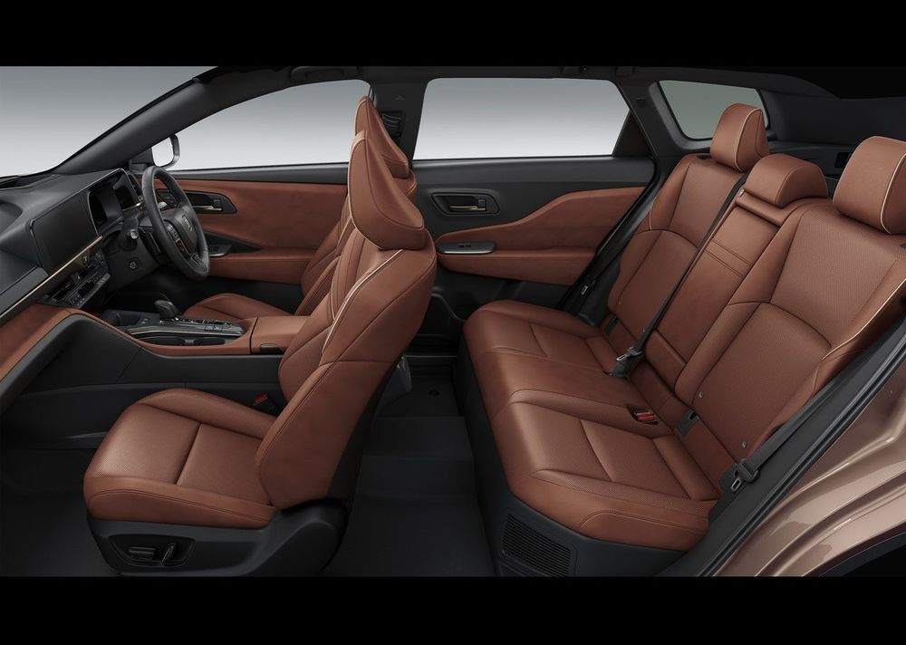 Toyota Crown Estate เบาะหนัง