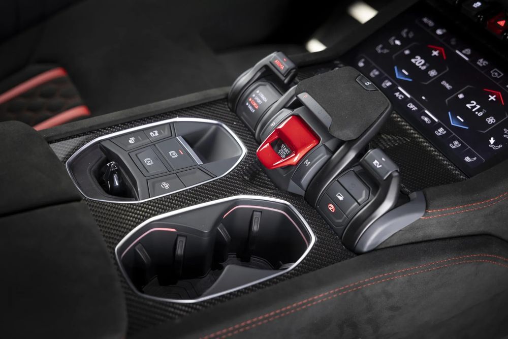 Lamborghini Urus Performante SE ค็อกพิท Feel Like a Pilot