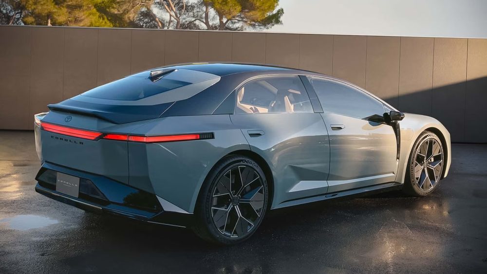 Toyota Corolla Concept ด้านท้าย