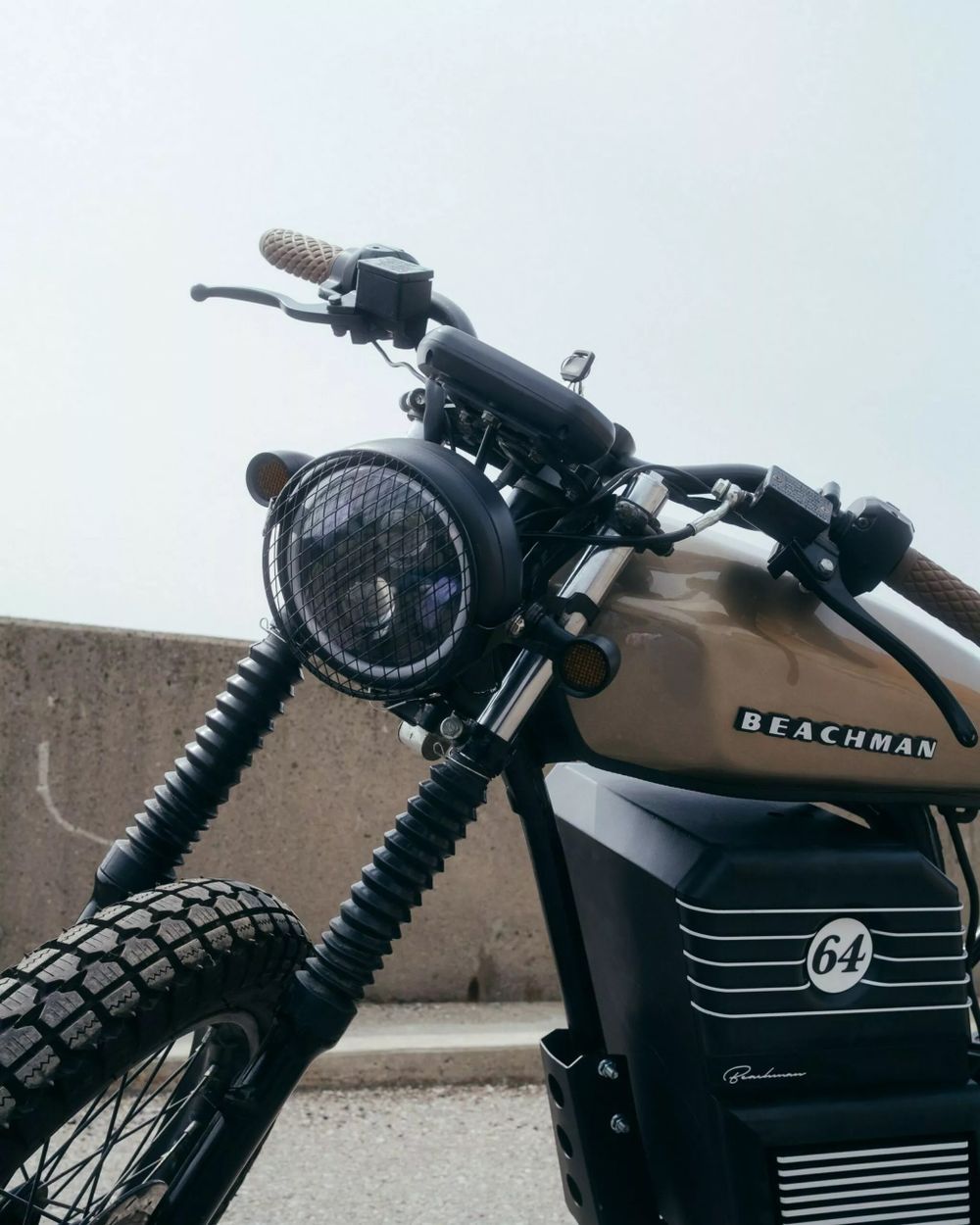 Beachman 64 ไฟหน้า