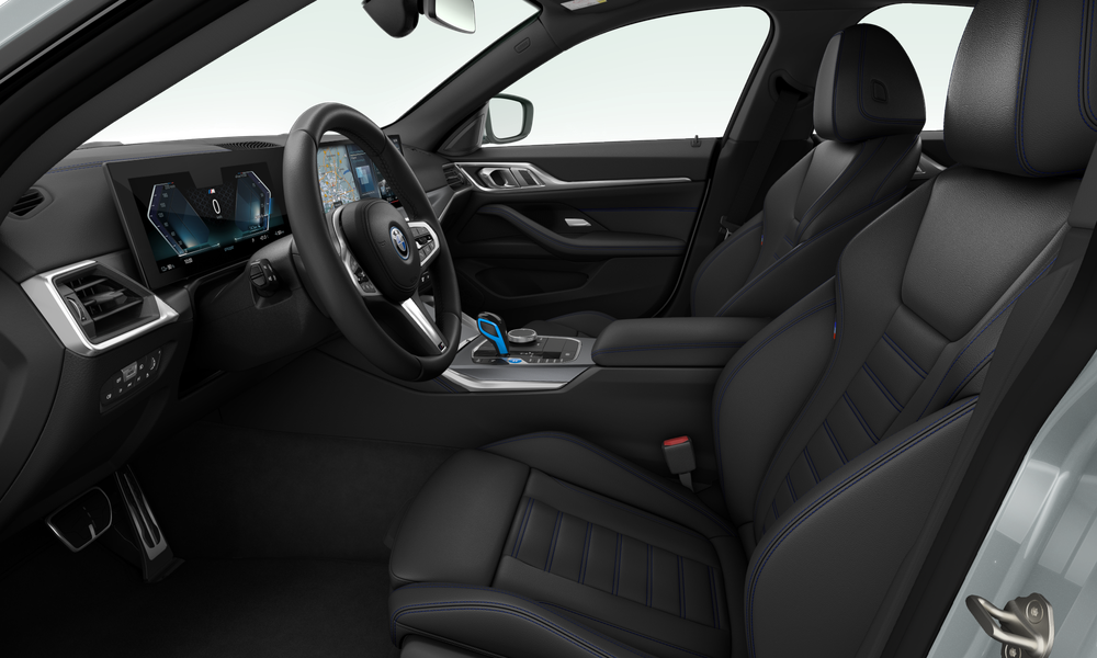BMW i4 eDrive35 interior